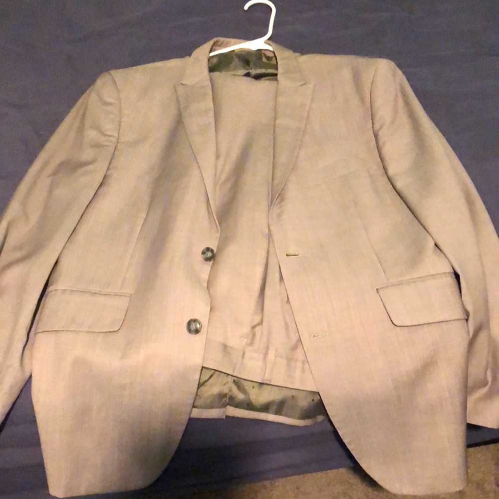 Profile Suit